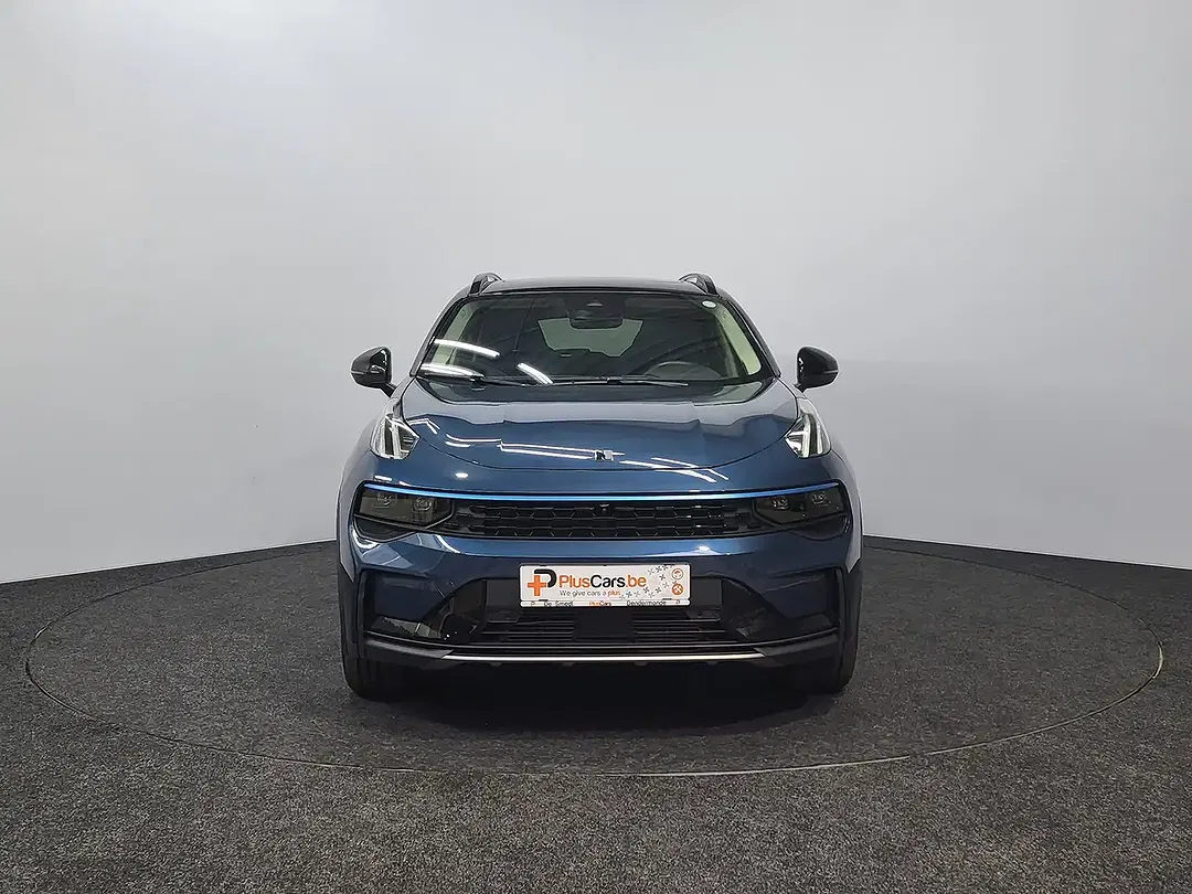 Lynk & Co 01 - Thumbnail 2