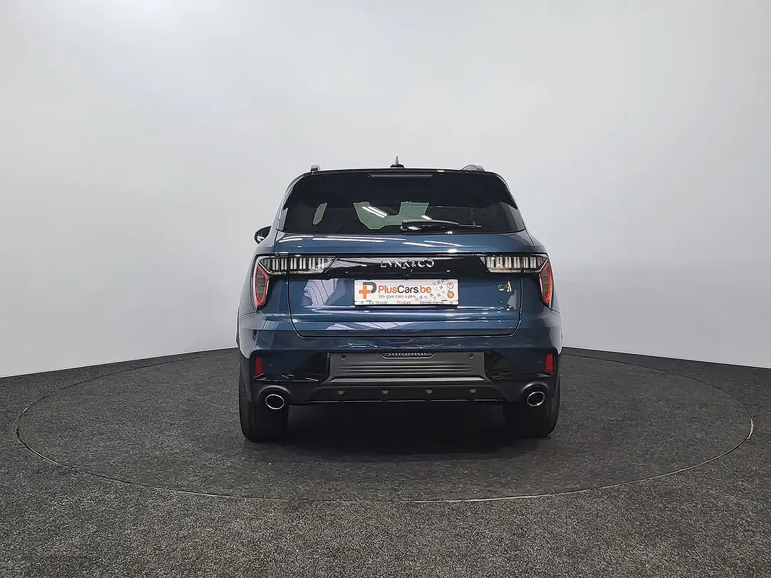 Lynk & Co 01 - Thumbnail 5