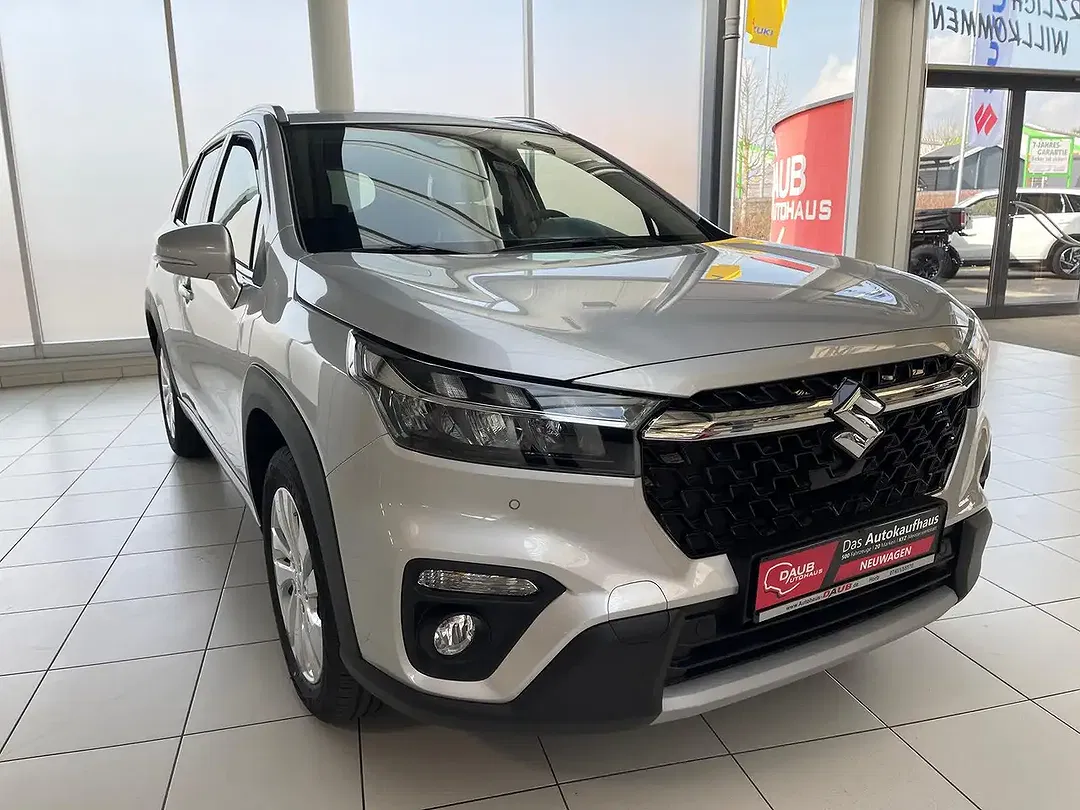 Suzuki S-Cross - Thumbnail 7