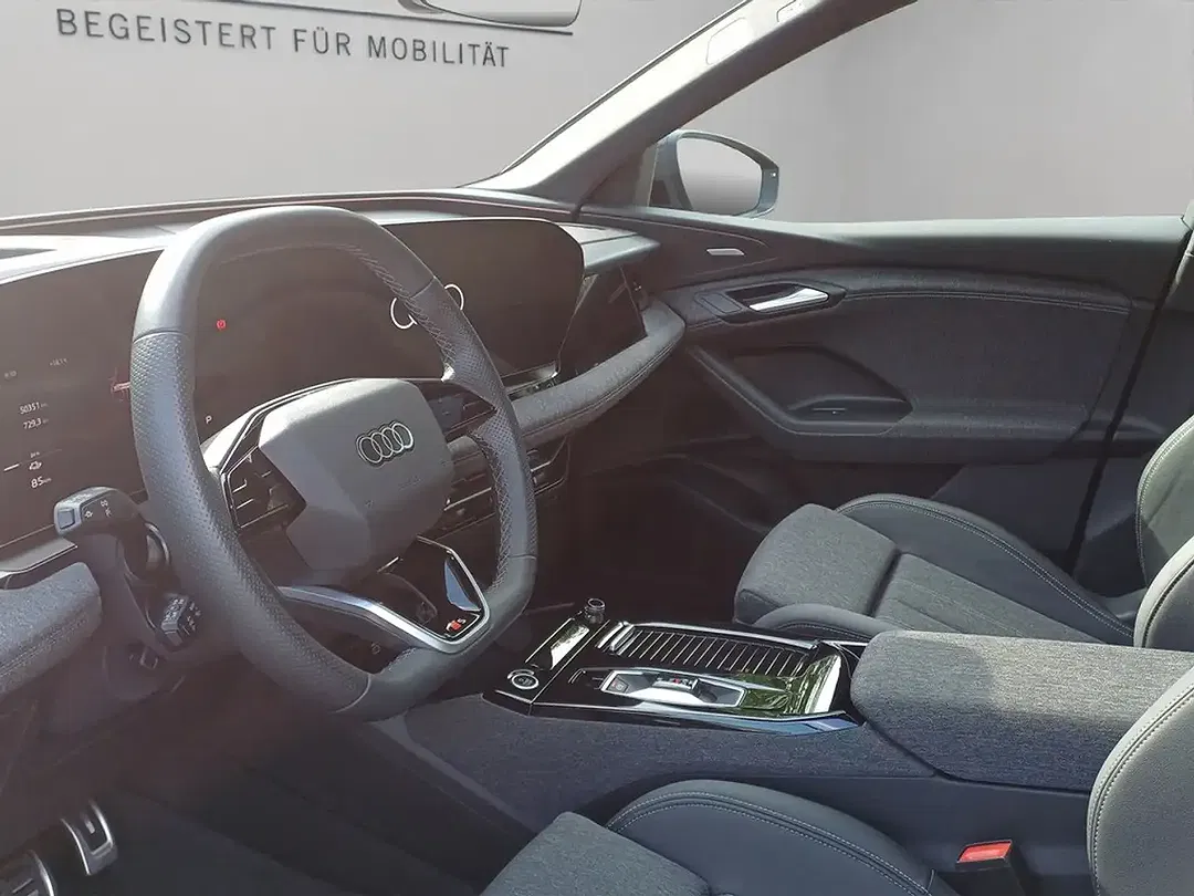 Audi Q6 e-tron - Thumbnail 10