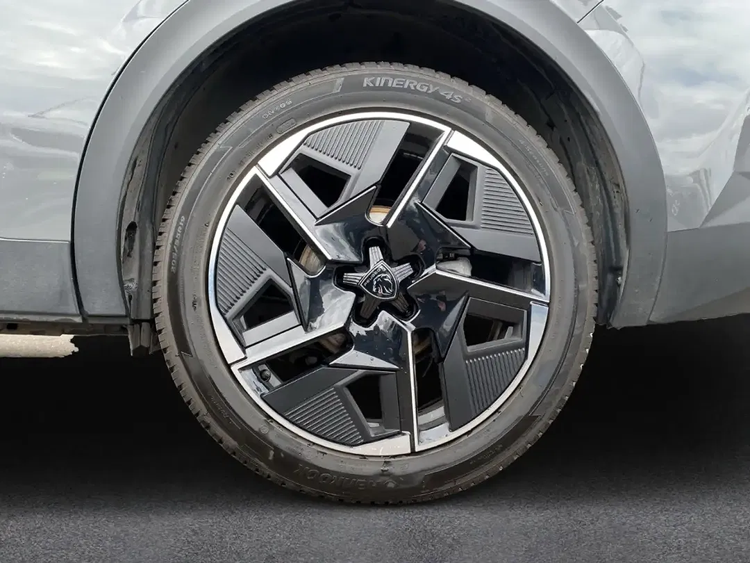 Peugeot 408 - Thumbnail 11