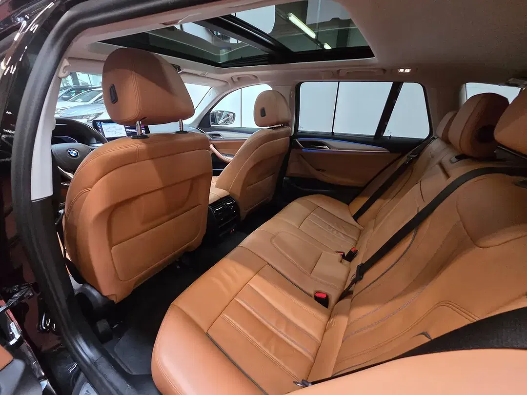 BMW 520 - Thumbnail 9