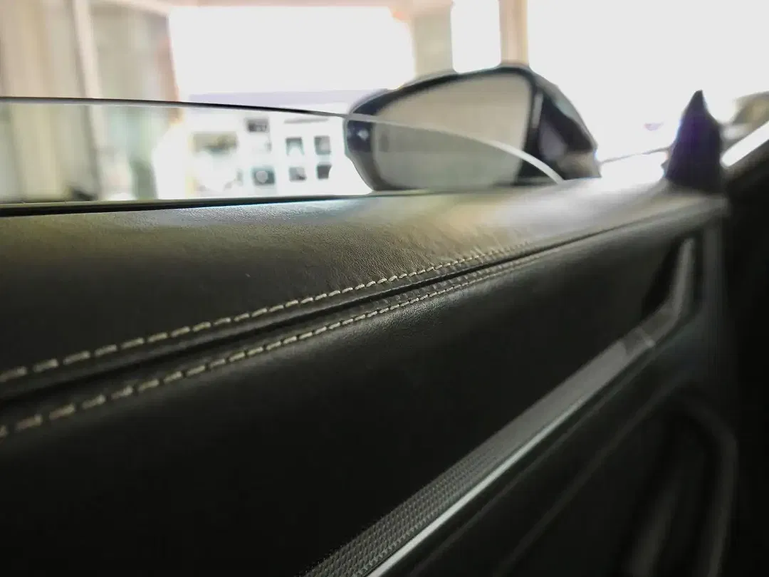 Porsche 992 - Thumbnail 17