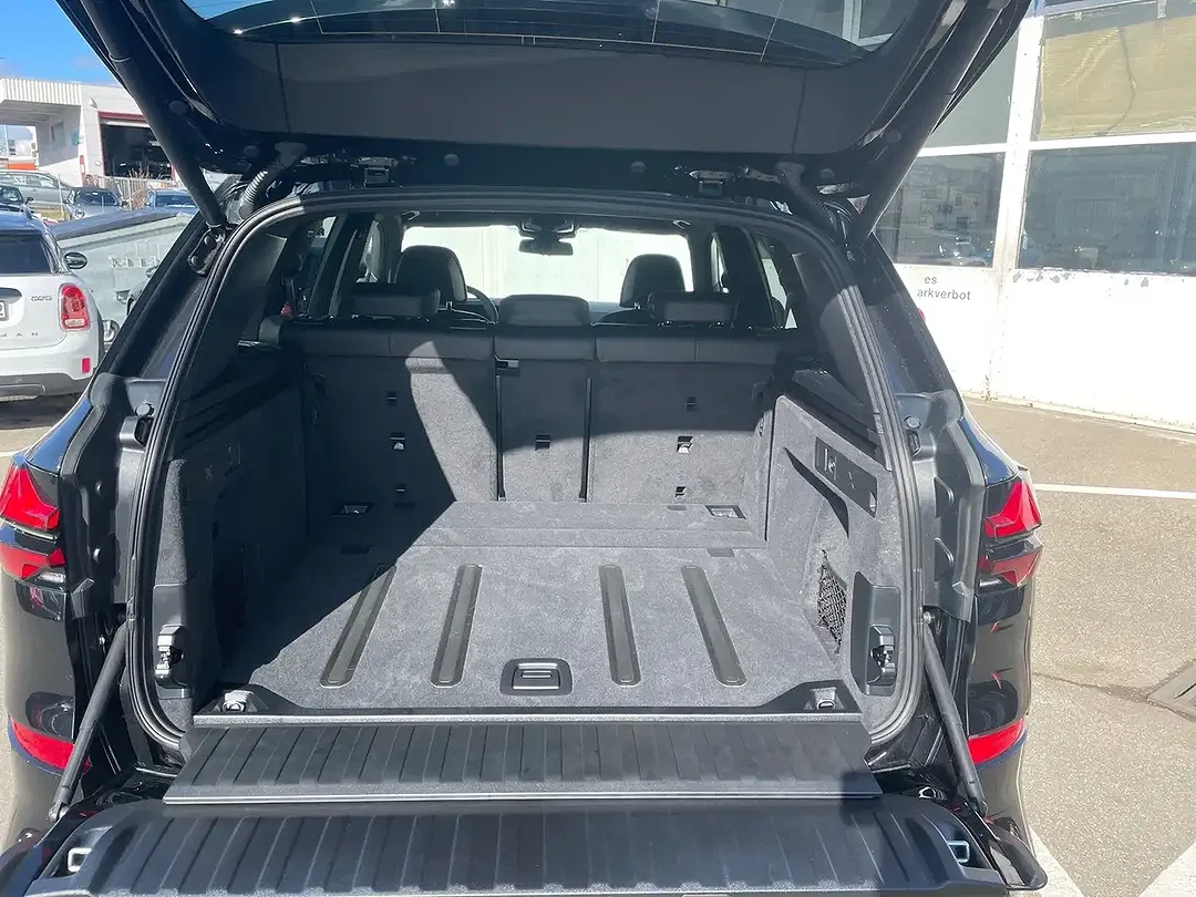 BMW X5 - Thumbnail 12