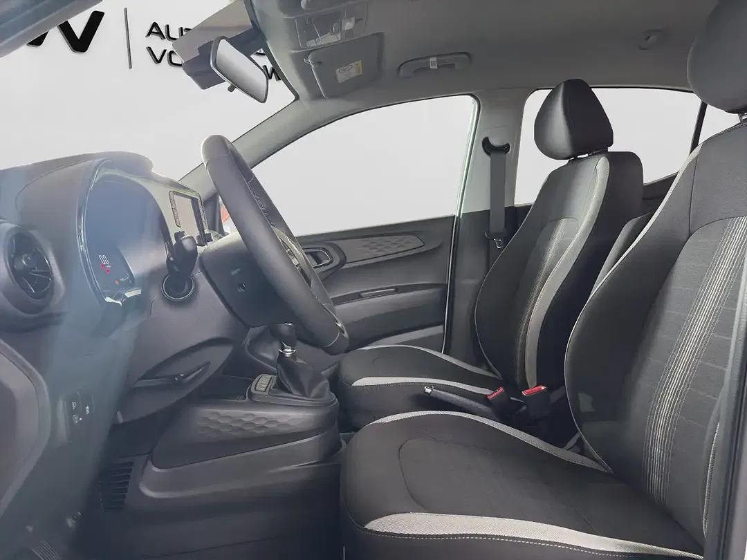 Hyundai i10 - Thumbnail 11