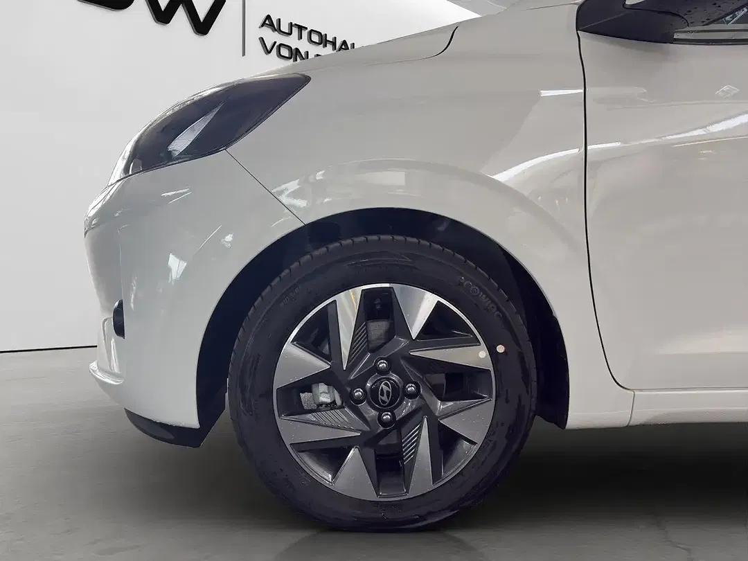Hyundai i10 - Thumbnail 4