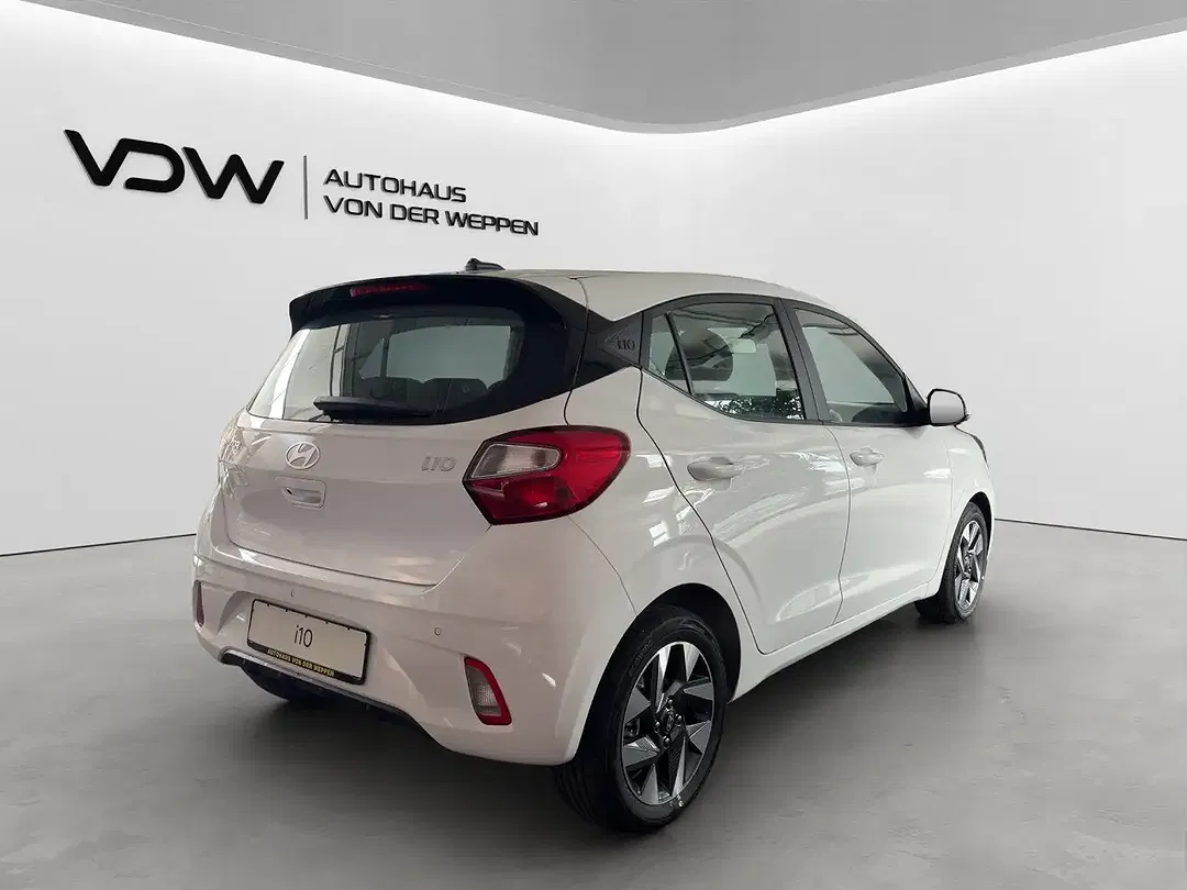 Hyundai i10 - Thumbnail 8