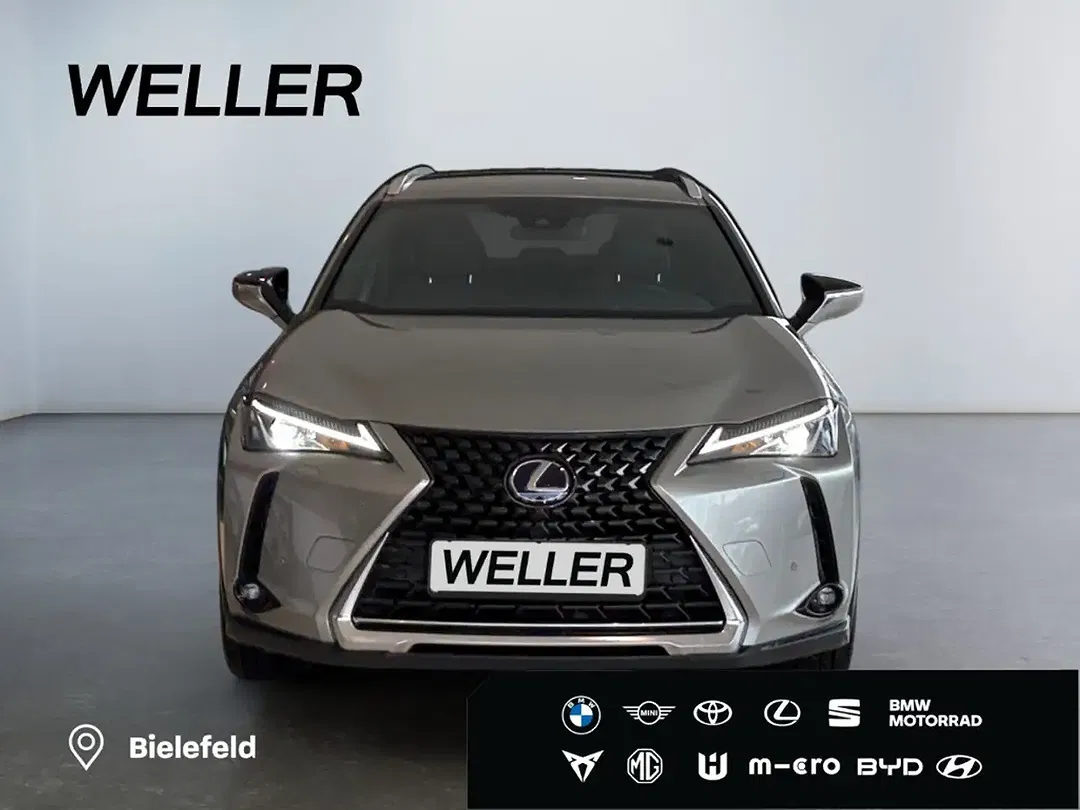 Lexus UX 250h - Thumbnail 2