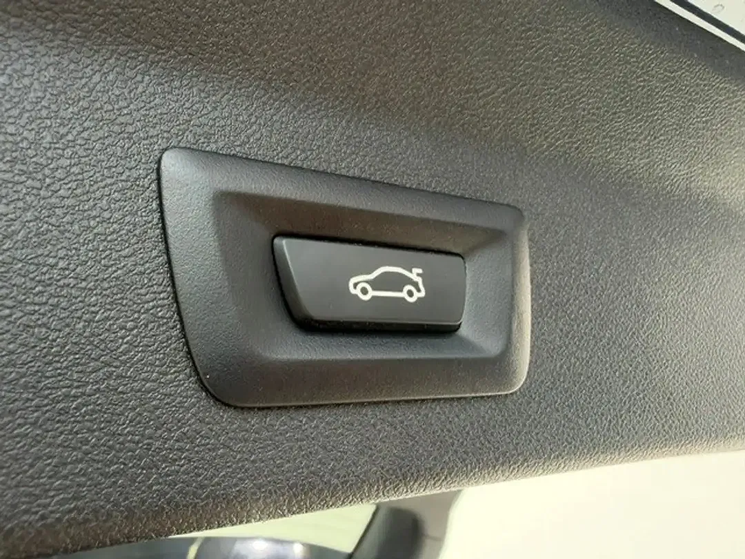 BMW X3 - Thumbnail 12