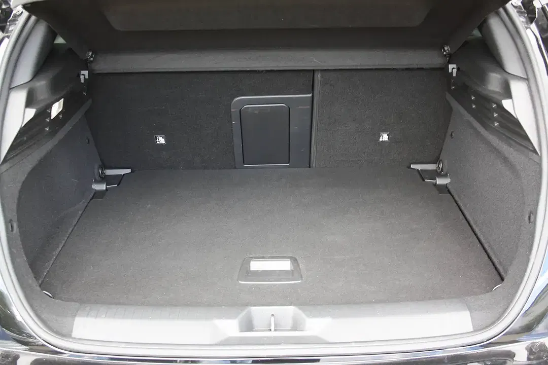 Opel Astra - Thumbnail 11