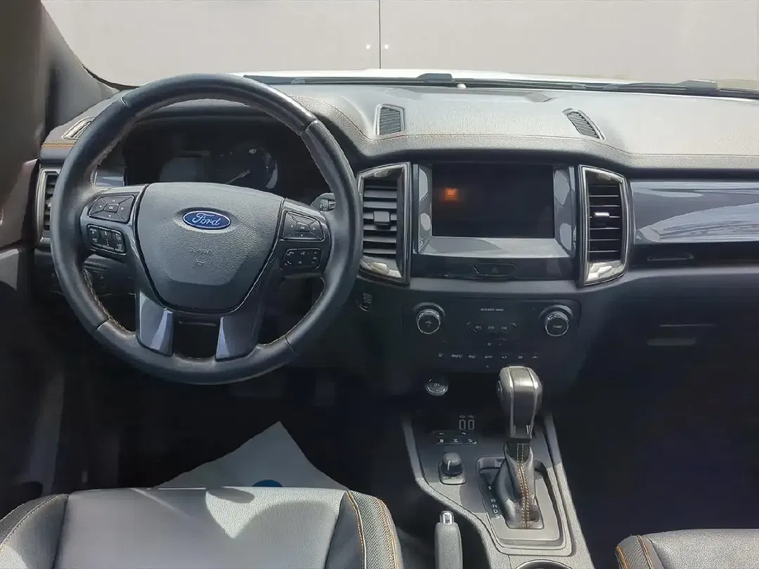 Ford Ranger - Thumbnail 13