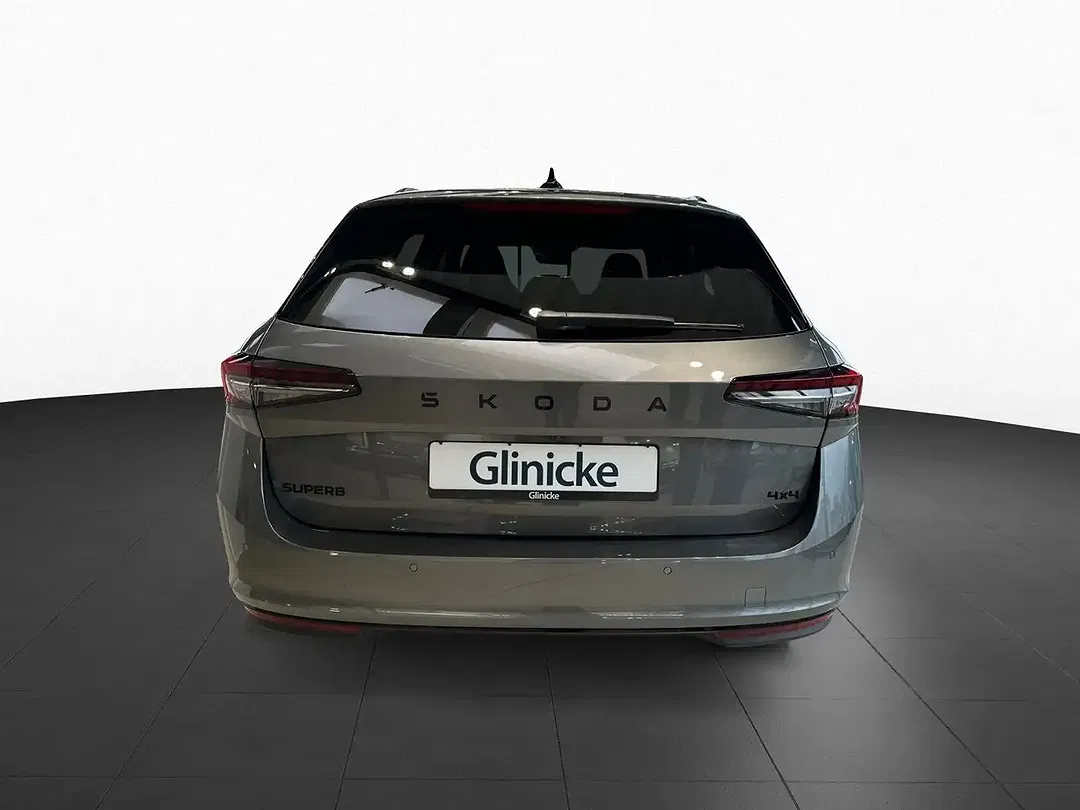 Skoda Superb - Thumbnail 4