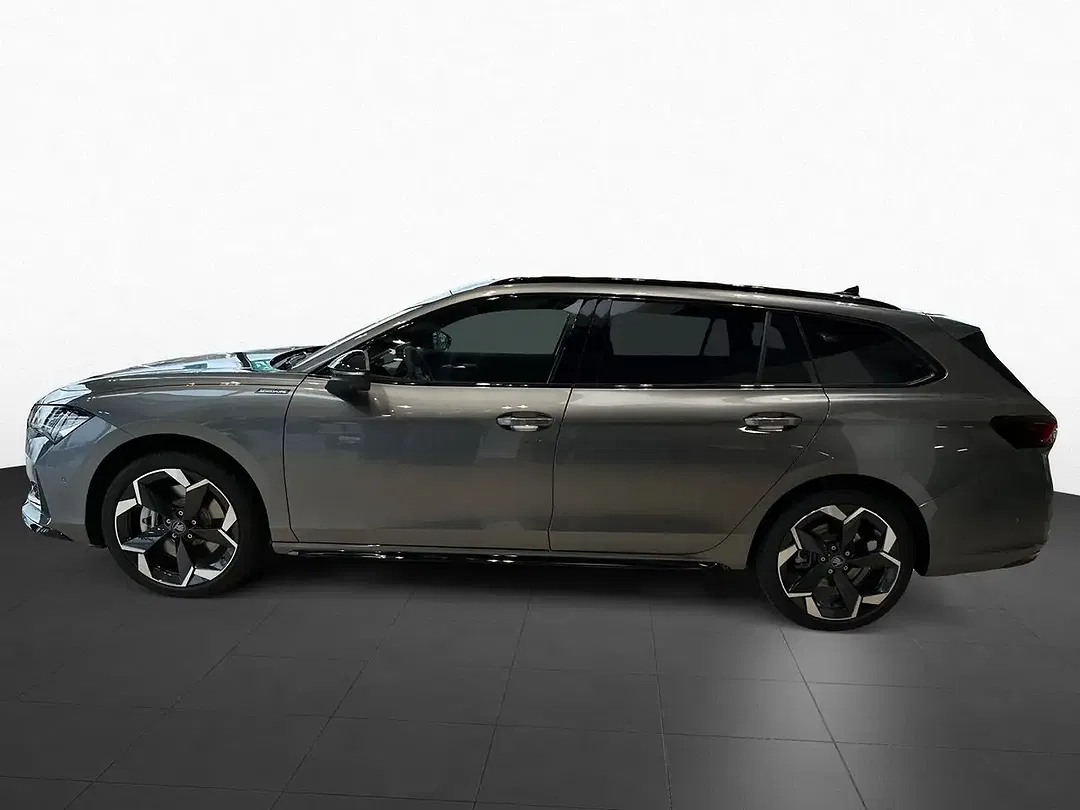 Skoda Superb - Thumbnail 5