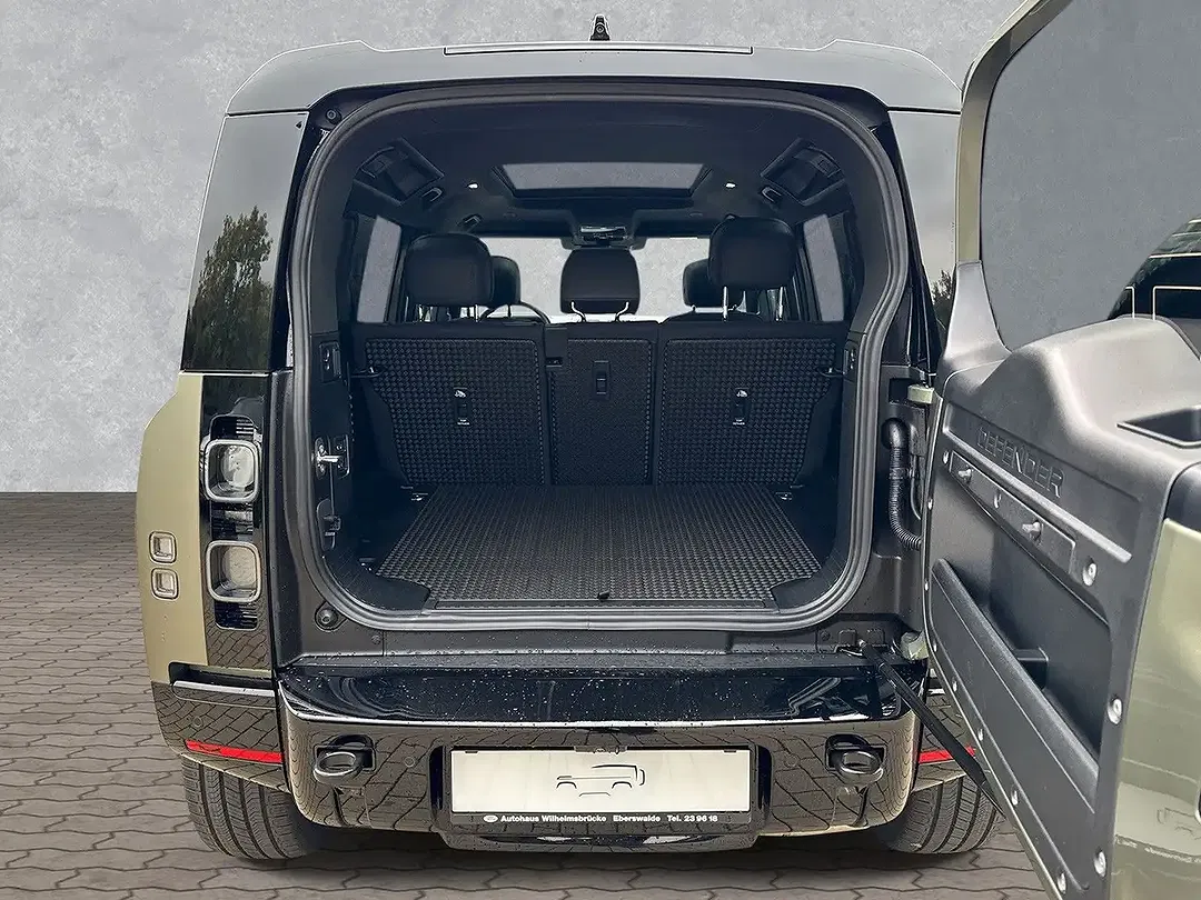 Land Rover Defender - Thumbnail 15