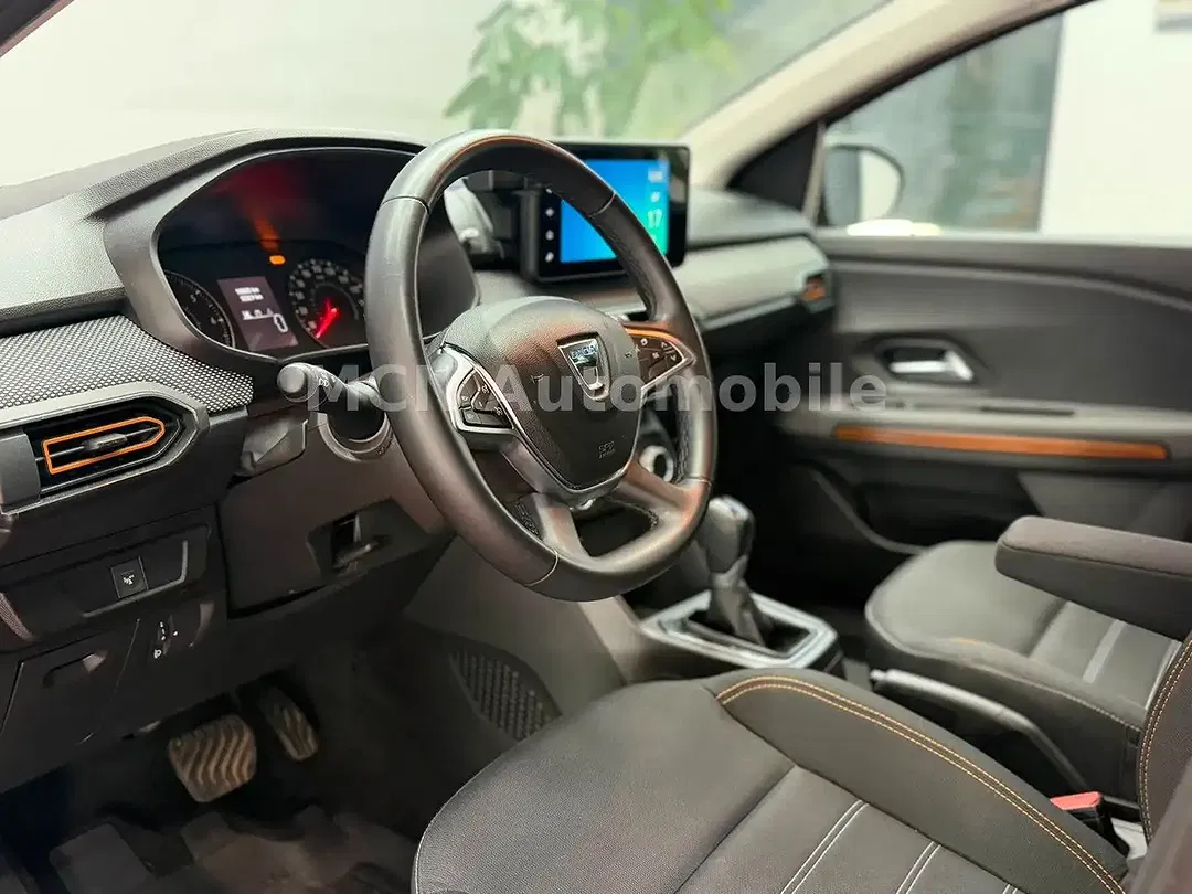 Dacia Sandero - Thumbnail 11