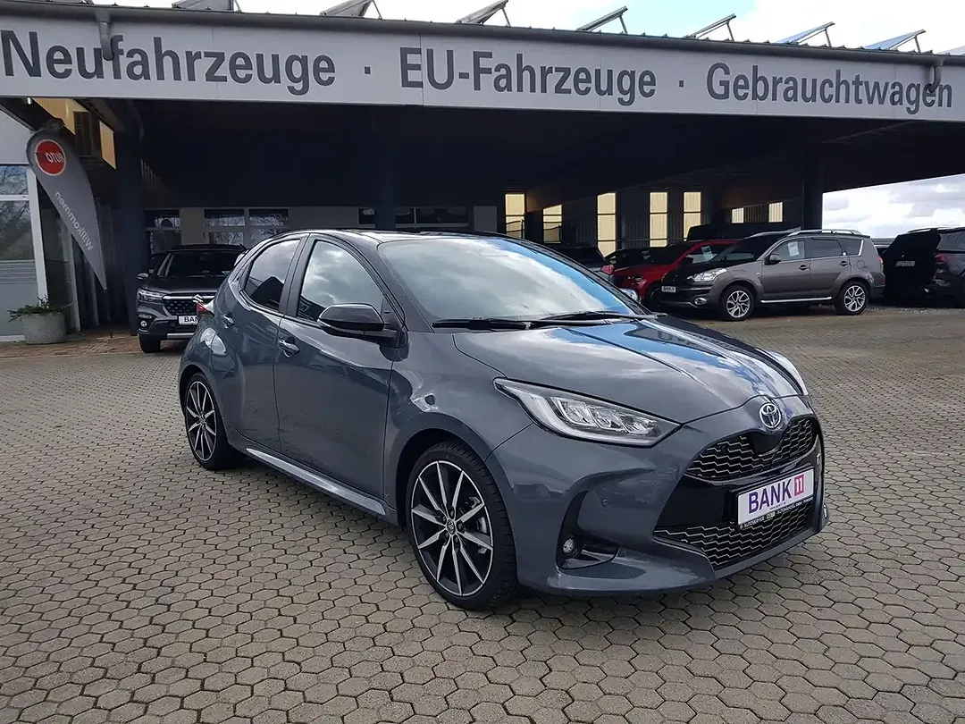 Toyota Yaris - Thumbnail 7