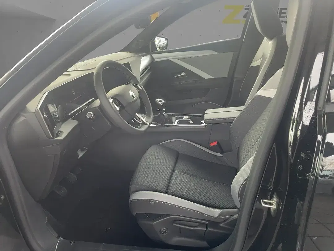Opel Astra - Thumbnail 6