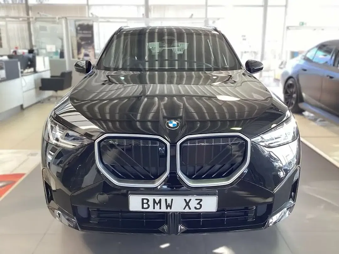BMW X3 - Thumbnail 3