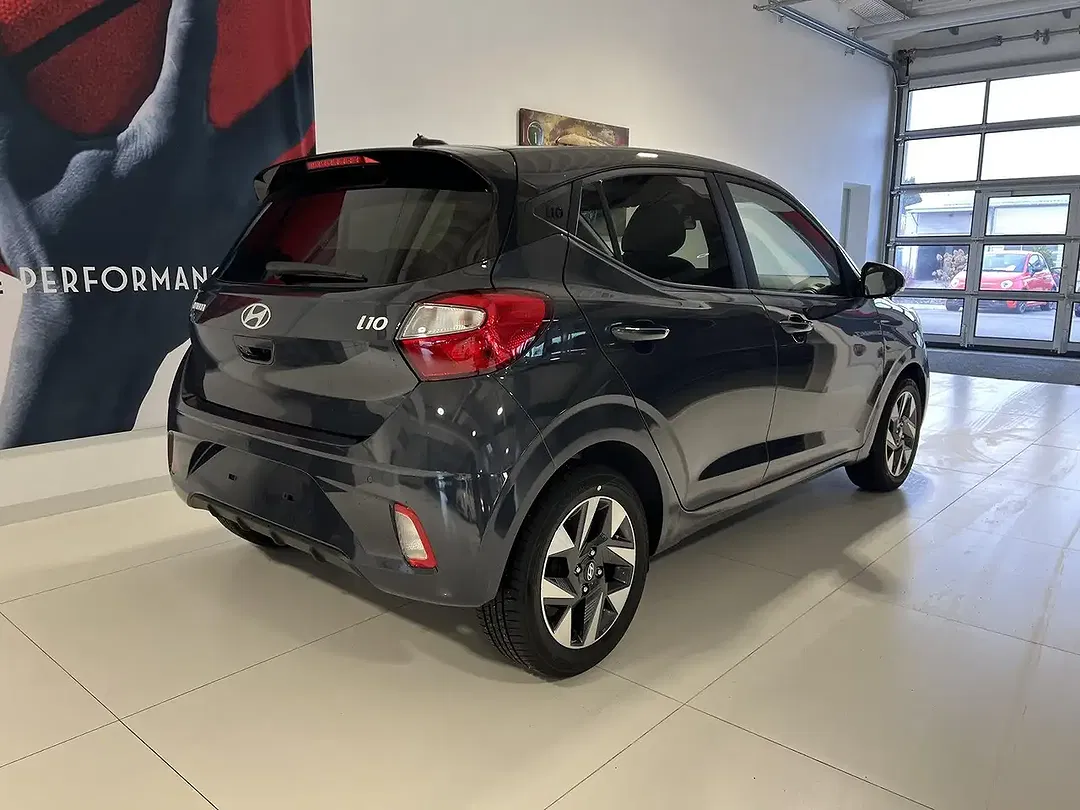 Hyundai i10 - Thumbnail 4