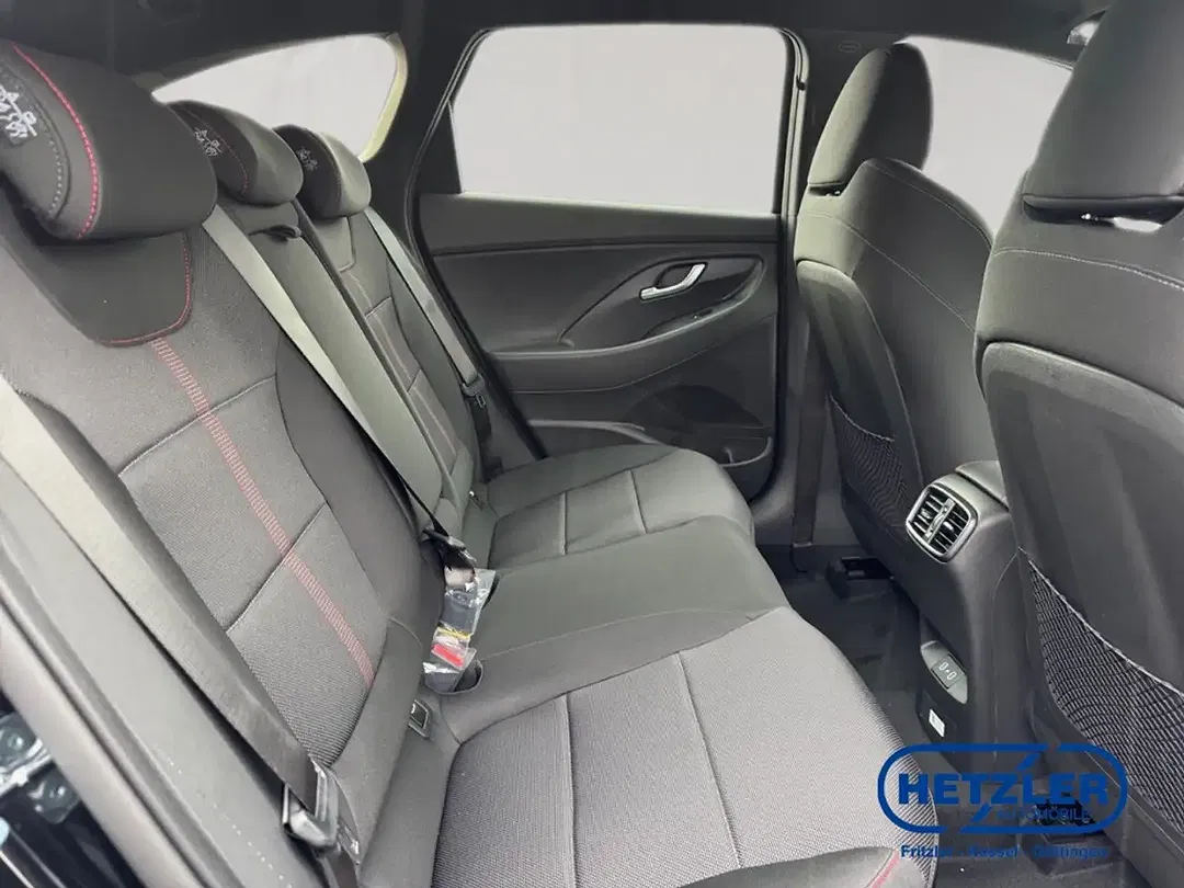Hyundai i30 - Thumbnail 13