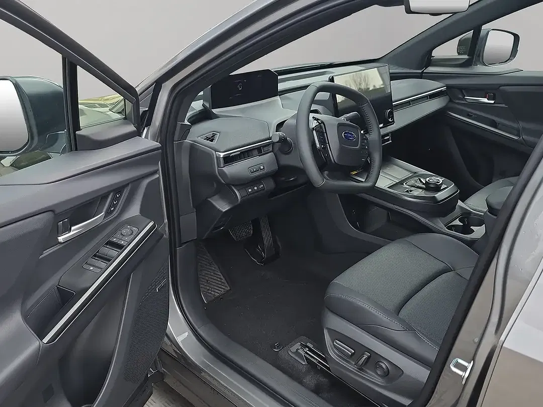 Subaru Solterra - Thumbnail 10