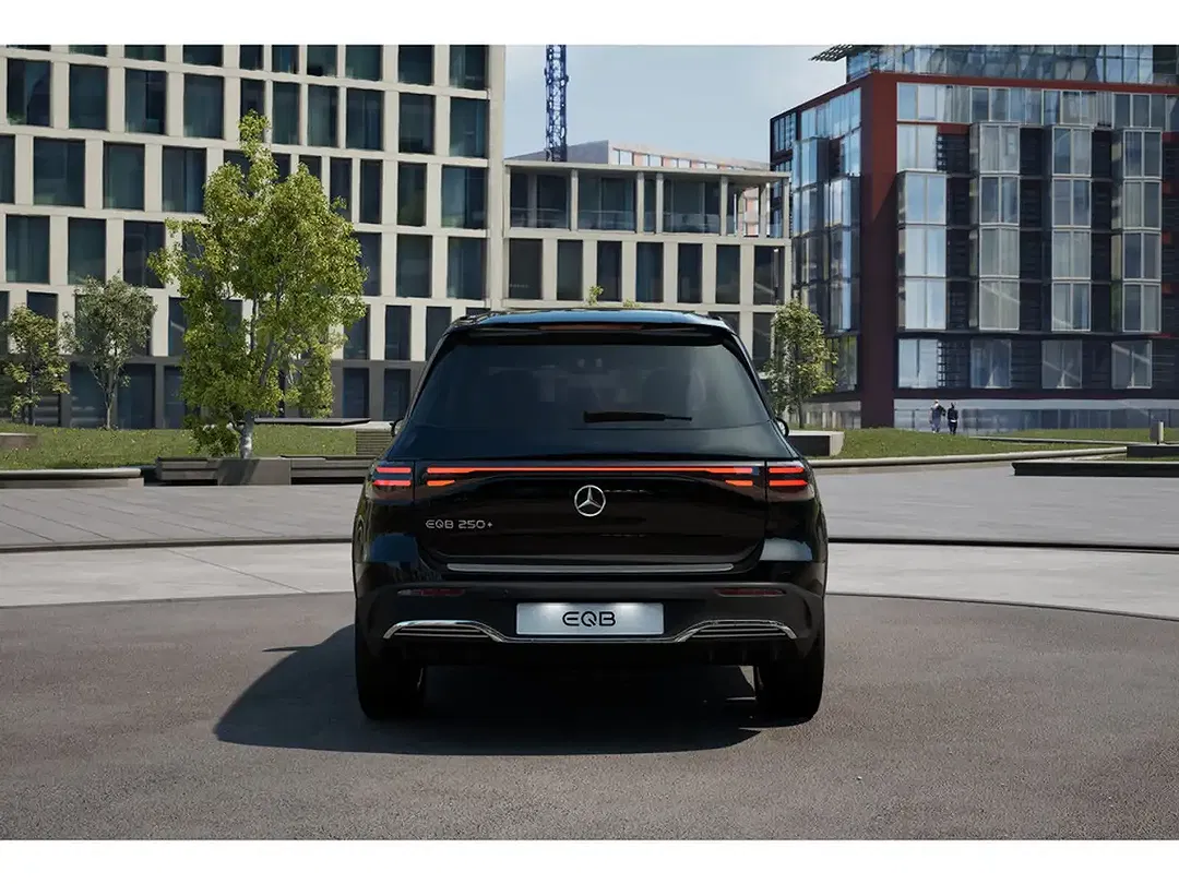 Mercedes-Benz EQB 250 - Thumbnail 12