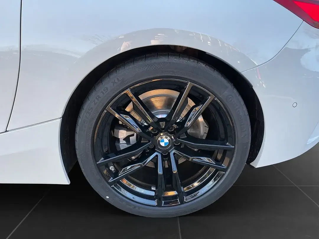 BMW Z4 - Thumbnail 8