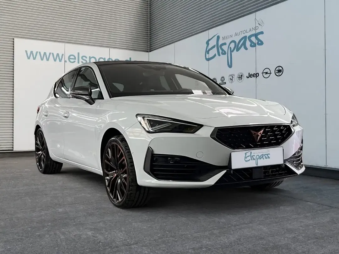 CUPRA Leon - Thumbnail 2