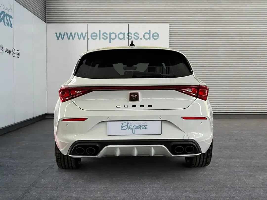 CUPRA Leon - Thumbnail 4