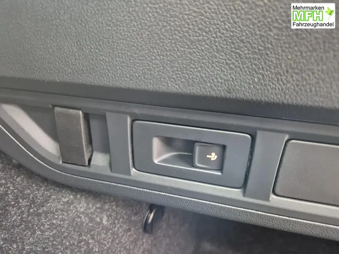 Skoda Octavia - Thumbnail 10