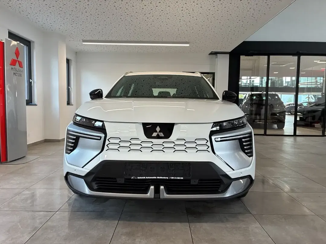 Mitsubishi Eclipse Cross - Thumbnail 5