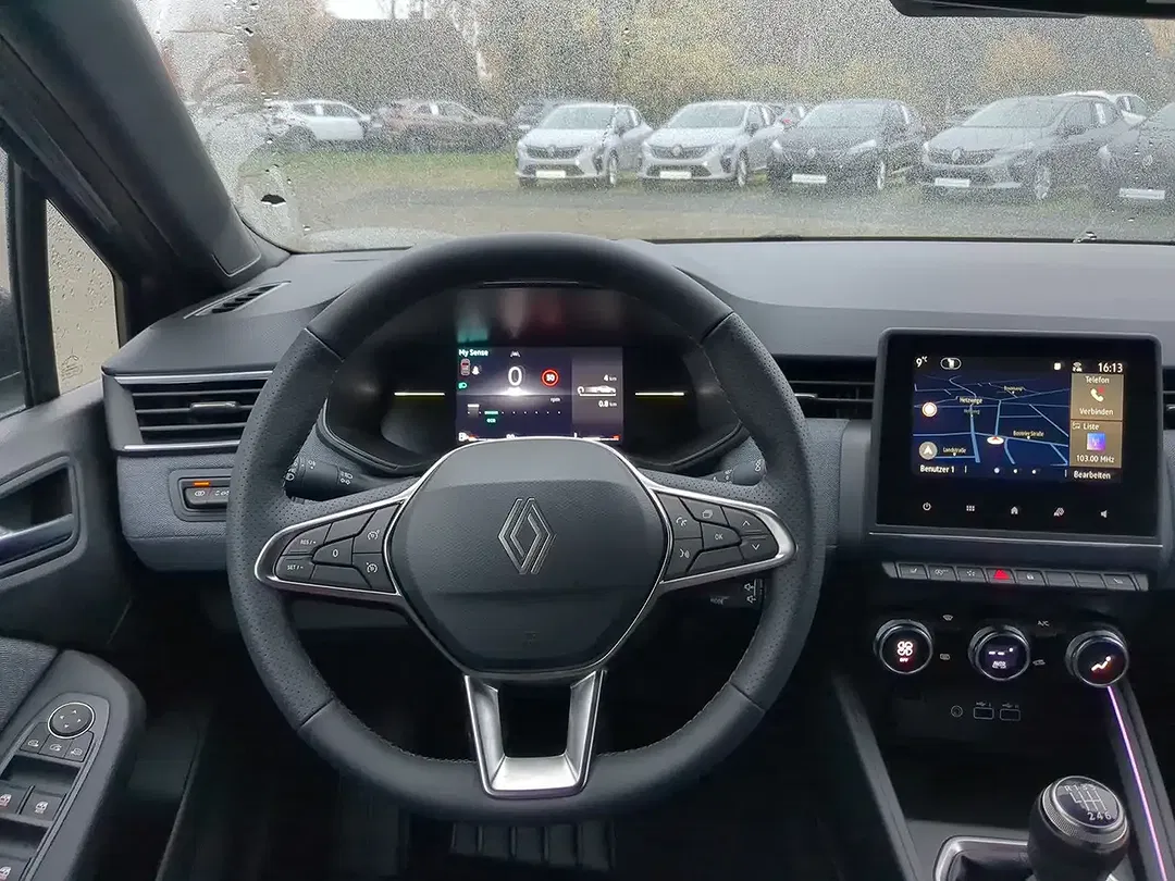 Renault Clio - Thumbnail 7