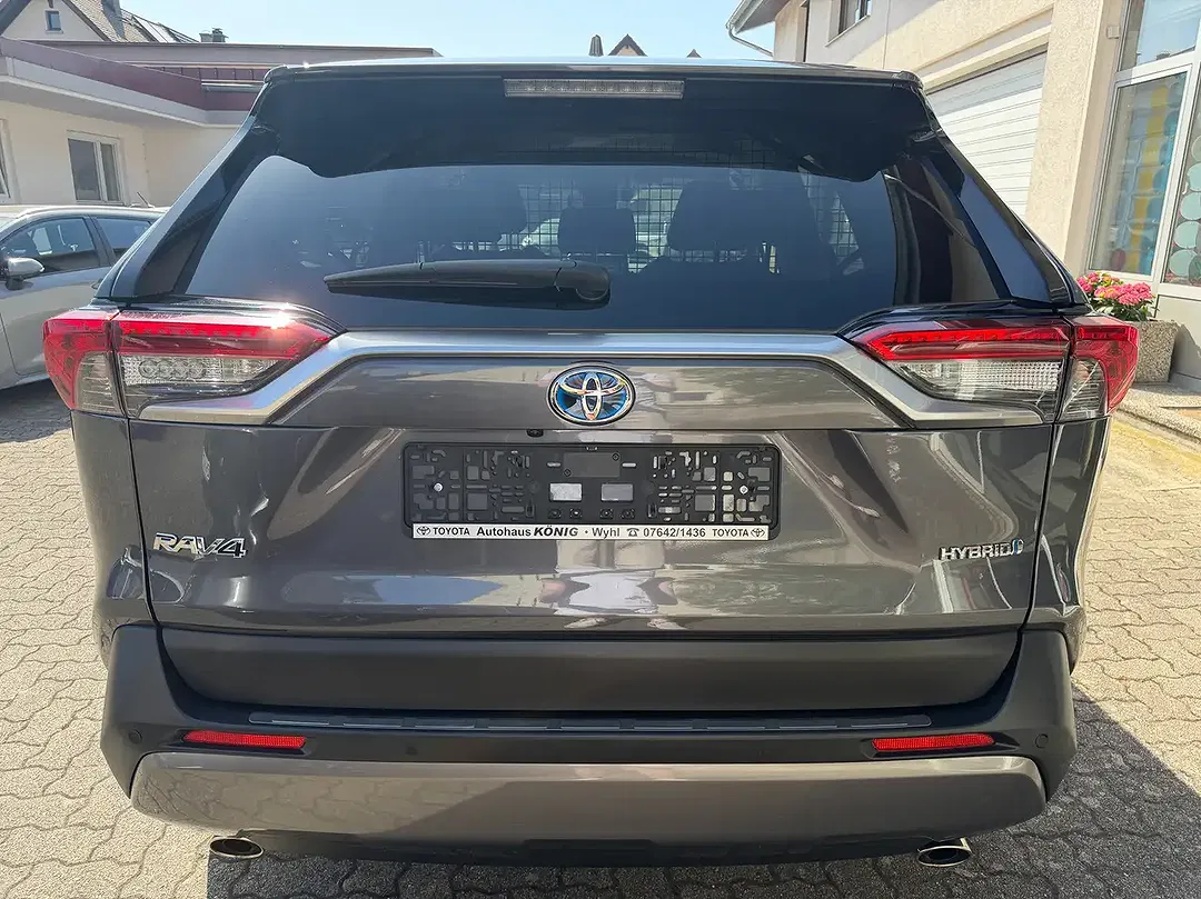 Toyota RAV 4 - Thumbnail 5