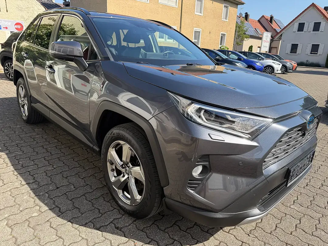 Toyota RAV 4 - Thumbnail 8