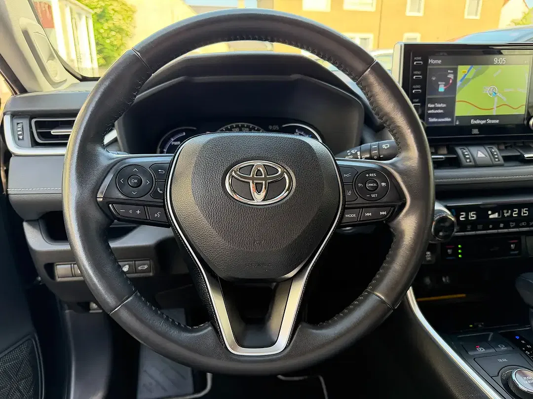 Toyota RAV 4 - Thumbnail 9