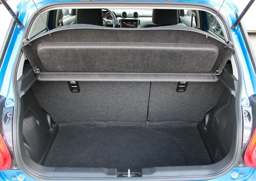Suzuki Swift - Thumbnail 14