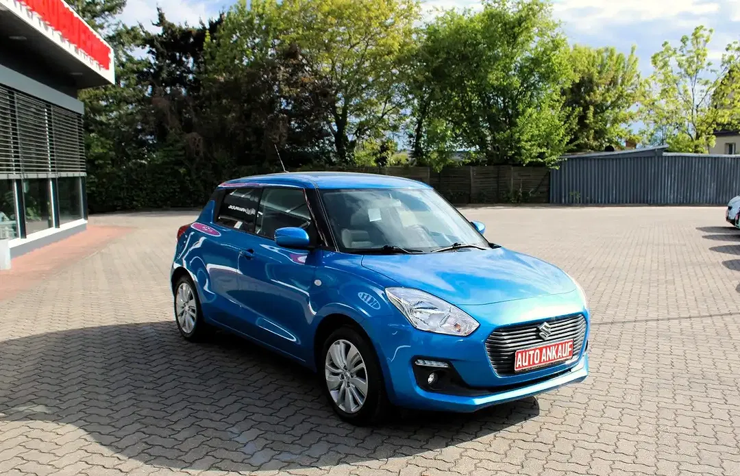 Suzuki Swift - Thumbnail 4