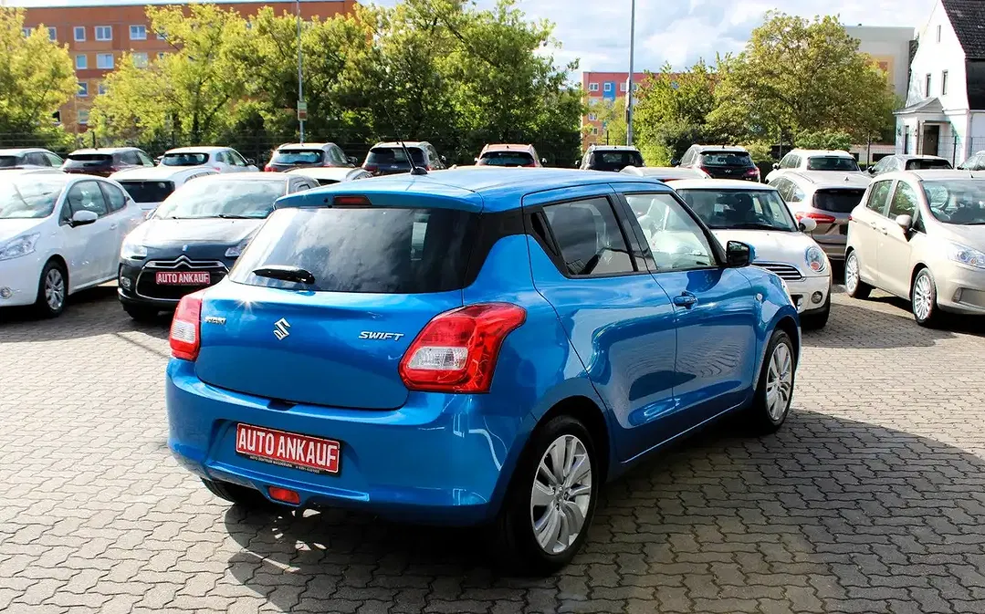 Suzuki Swift - Thumbnail 6