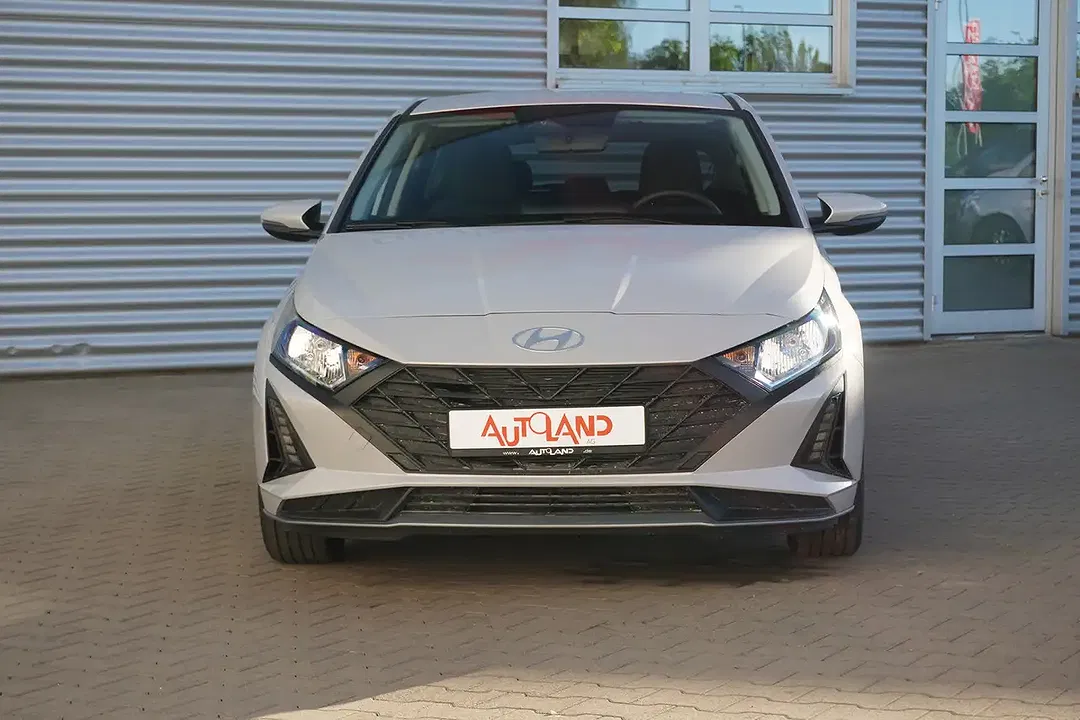 Hyundai i20 - Thumbnail 2