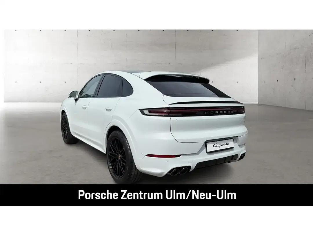 Porsche Cayenne - Thumbnail 3