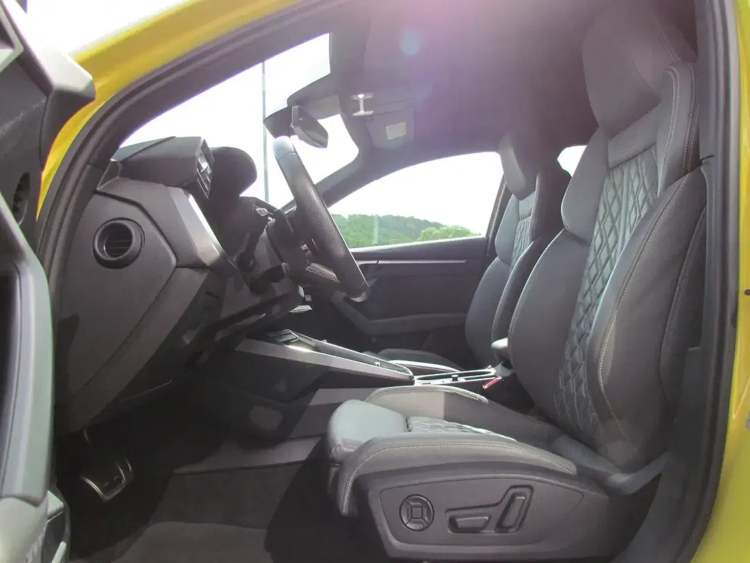 Audi S3 - Thumbnail 11