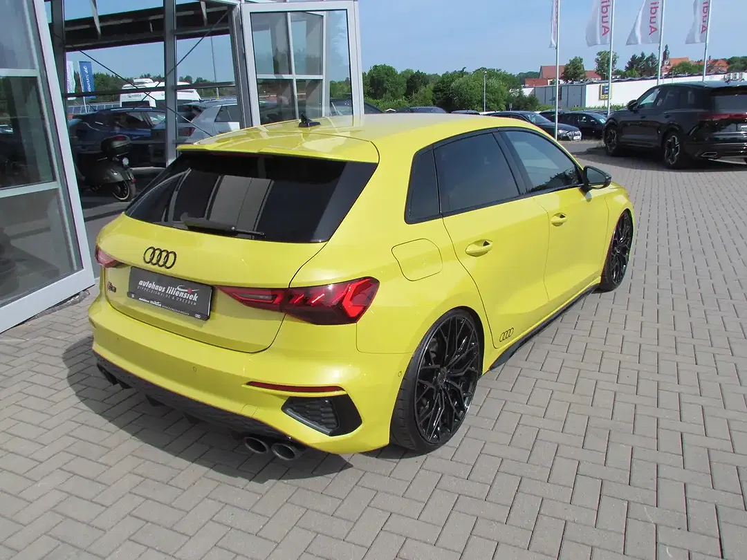 Audi S3 - Thumbnail 6