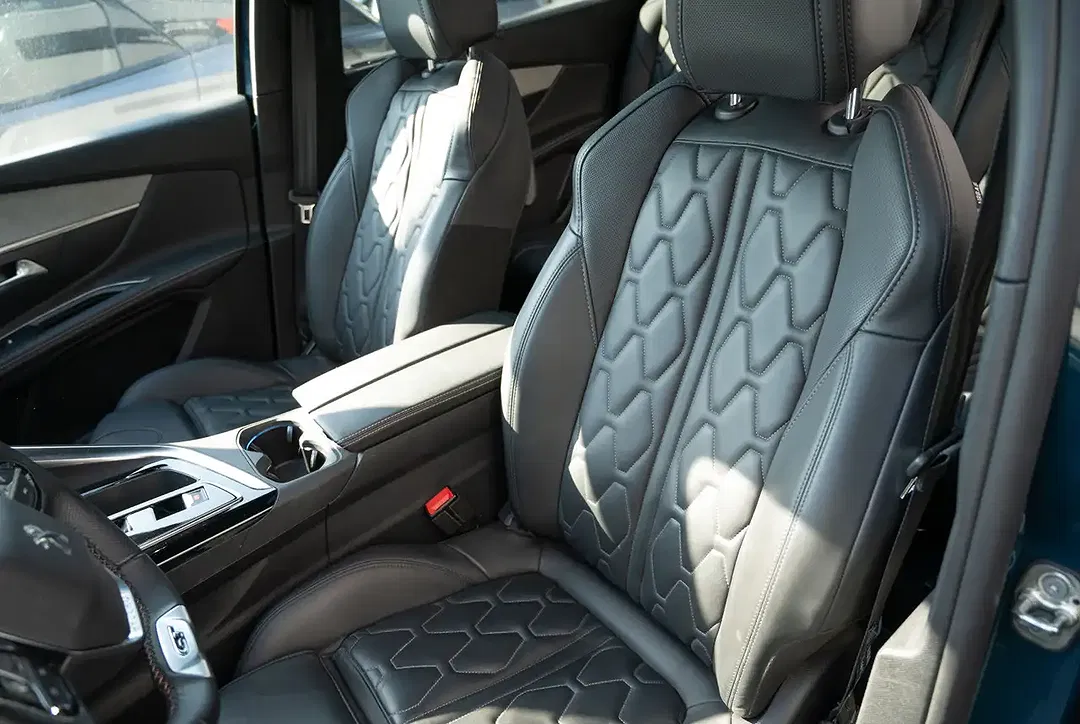 Peugeot 5008 - Thumbnail 6