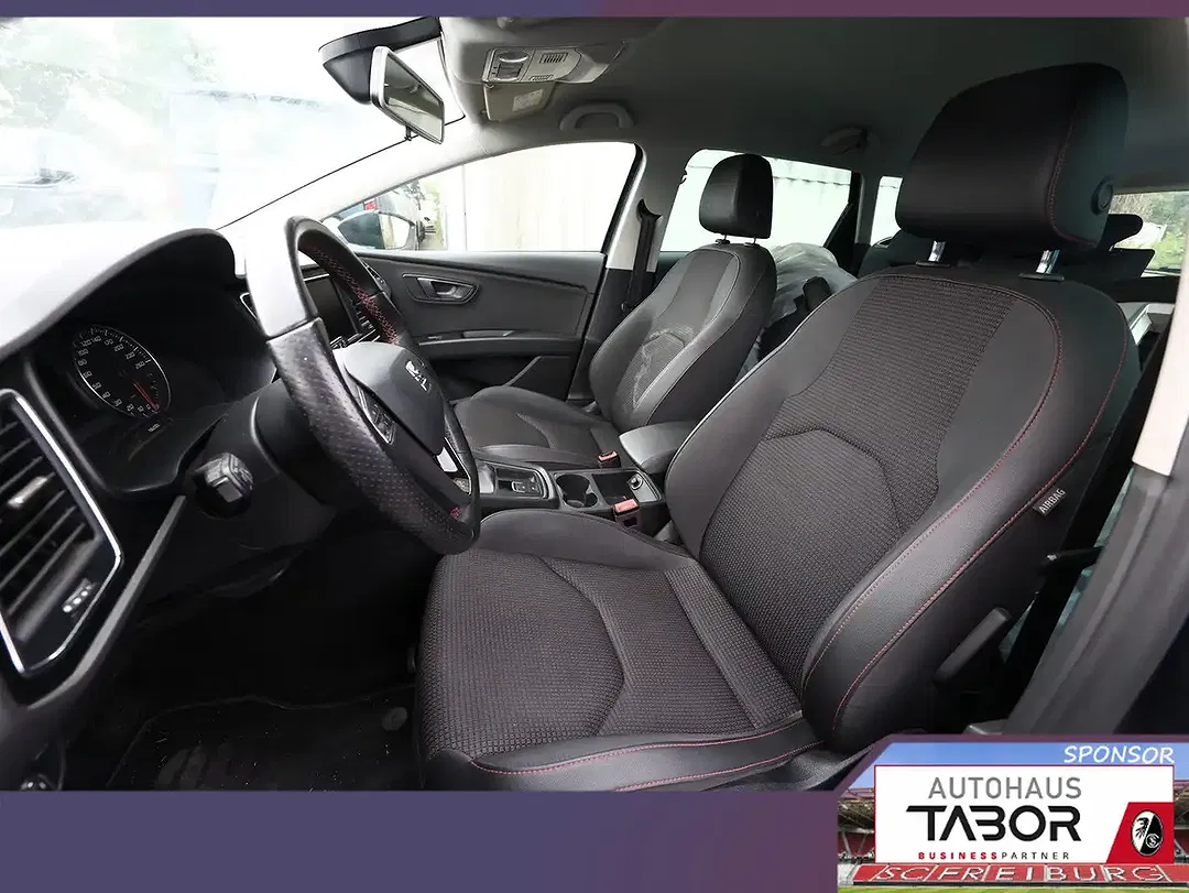 SEAT Leon - Thumbnail 5