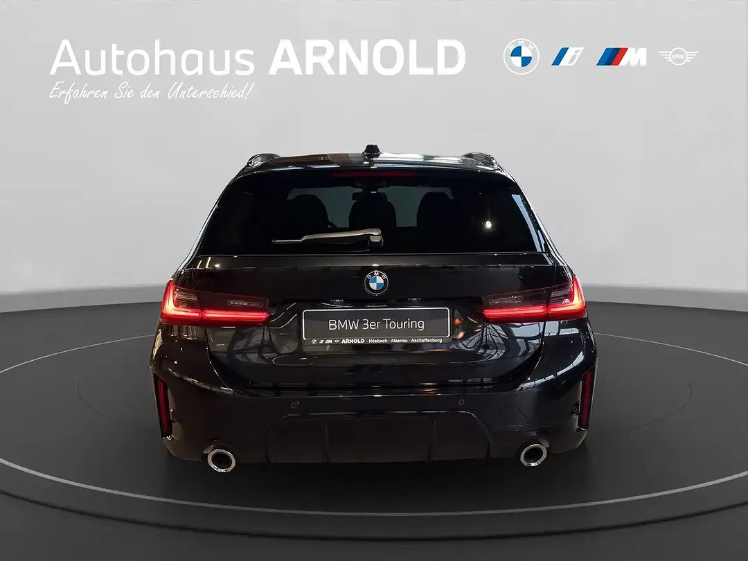 BMW 330 - Thumbnail 3