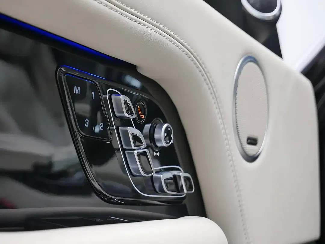 Land Rover Range Rover - Thumbnail 10