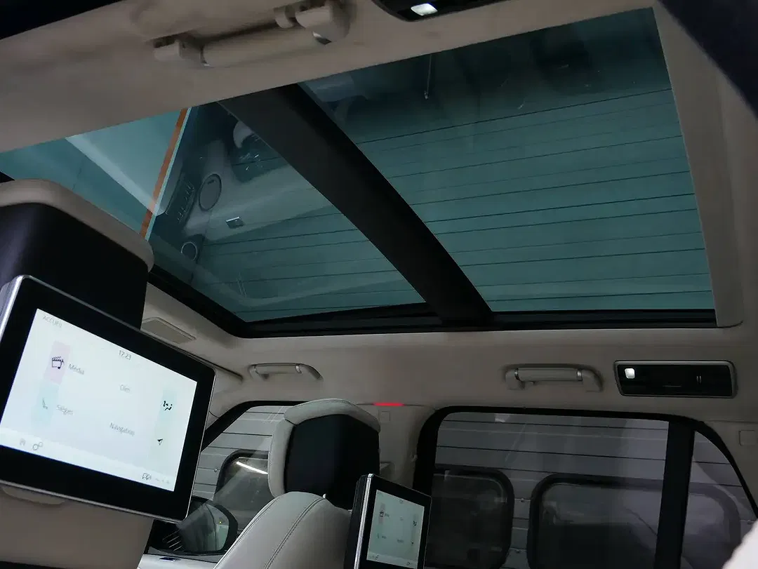 Land Rover Range Rover - Thumbnail 12