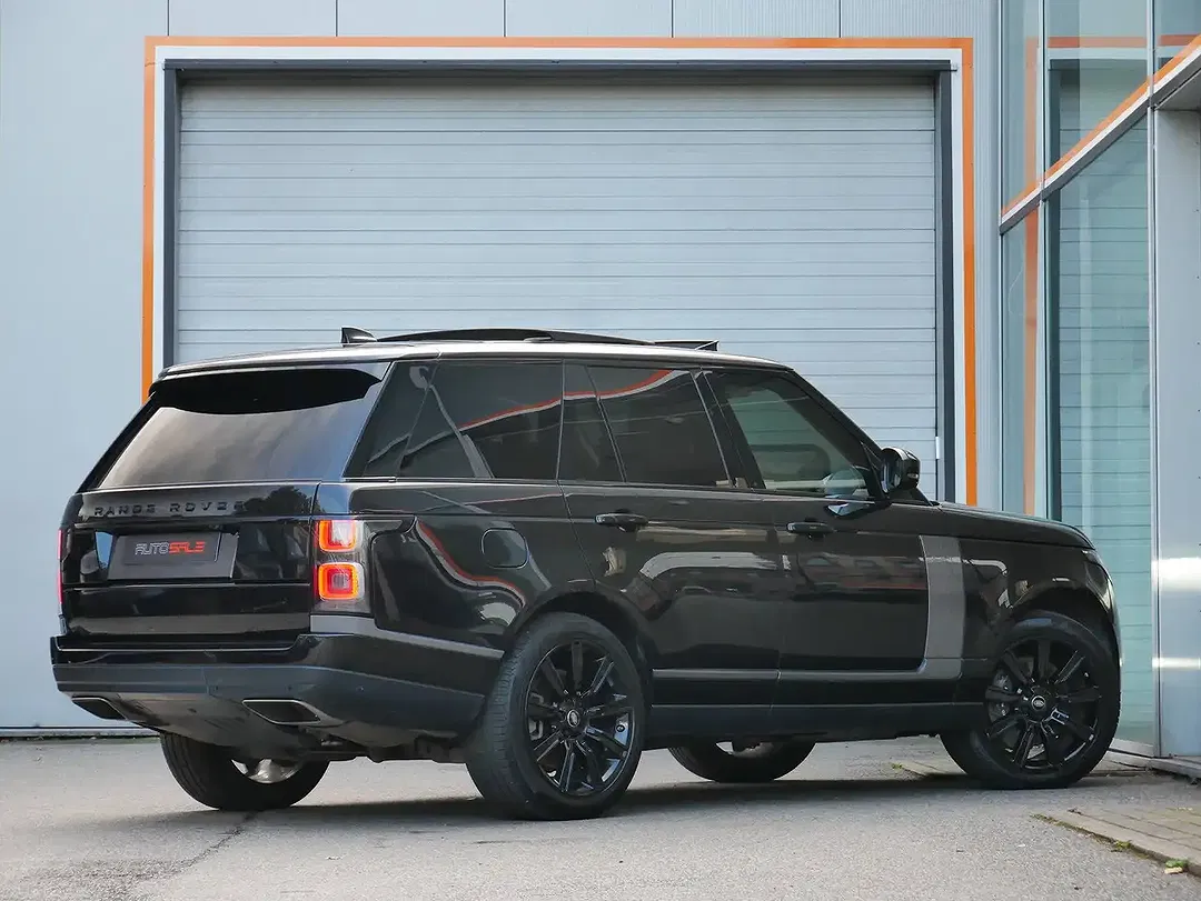Land Rover Range Rover - Thumbnail 3