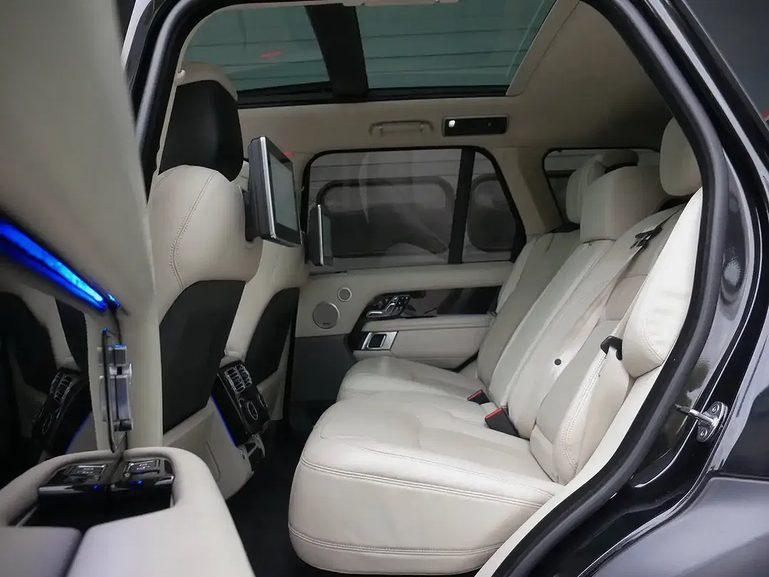 Land Rover Range Rover - Thumbnail 7