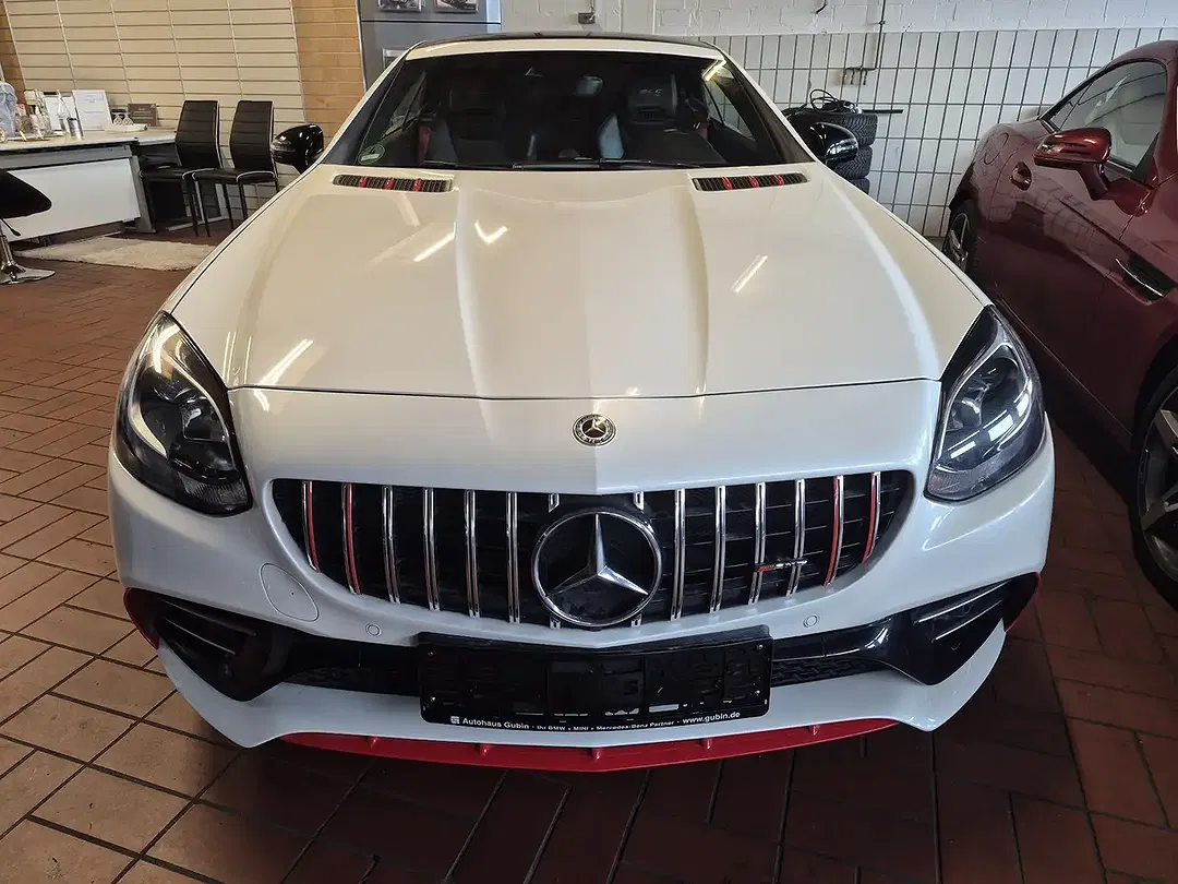 Mercedes-Benz SLC 43 AMG 9G-TRONIC Edition